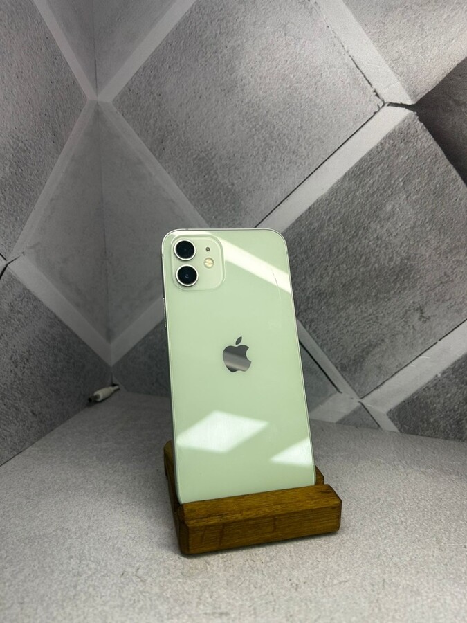 Смартфон iPhone 12 128 Gb