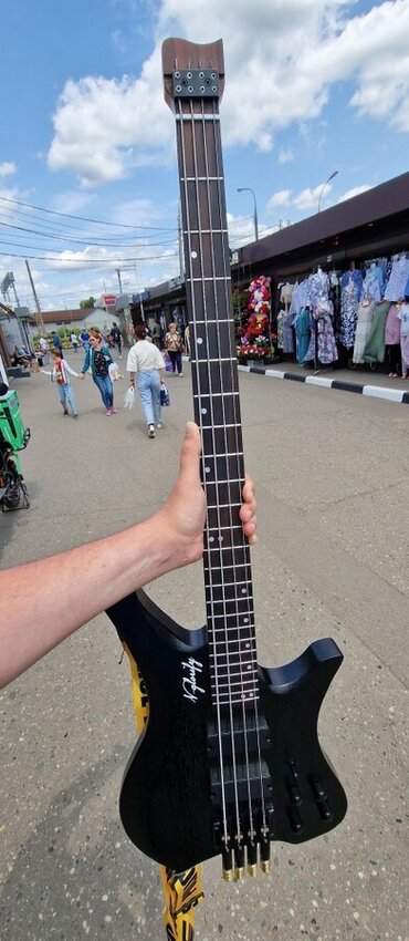 Электрогитара БАС V-GLORIFLY