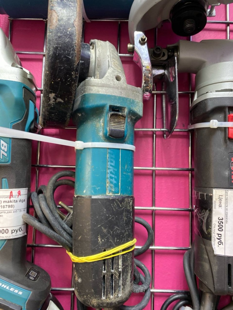 УШМ  Makita, 9558HN