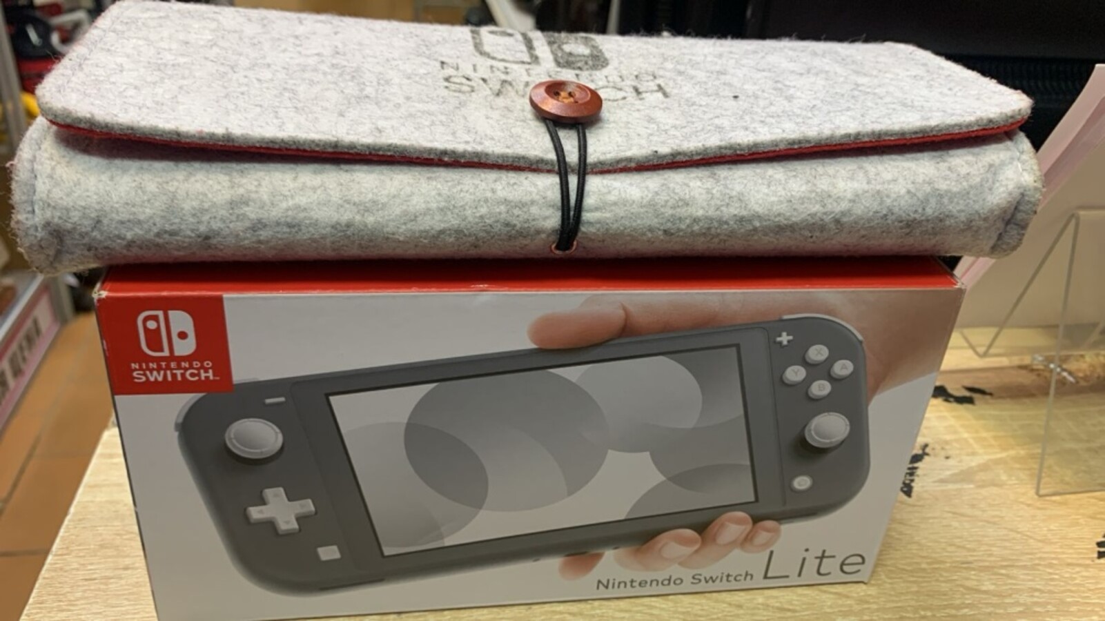 Игровая приставка Nintendo Switch Lite
