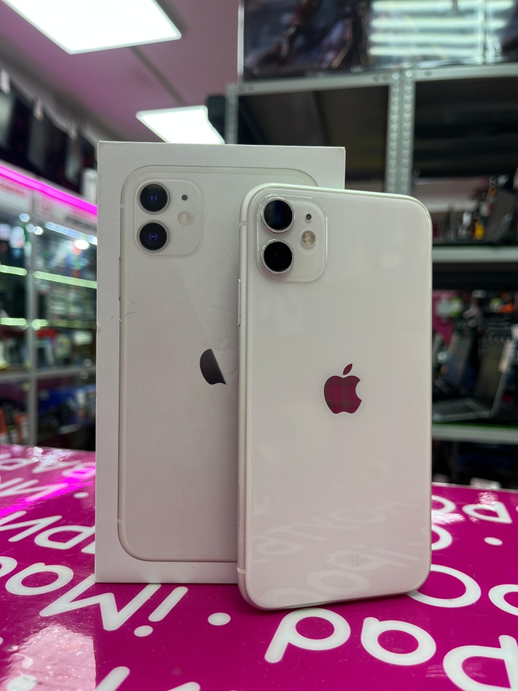 Смартфон iPhone 11 64Gb 79%