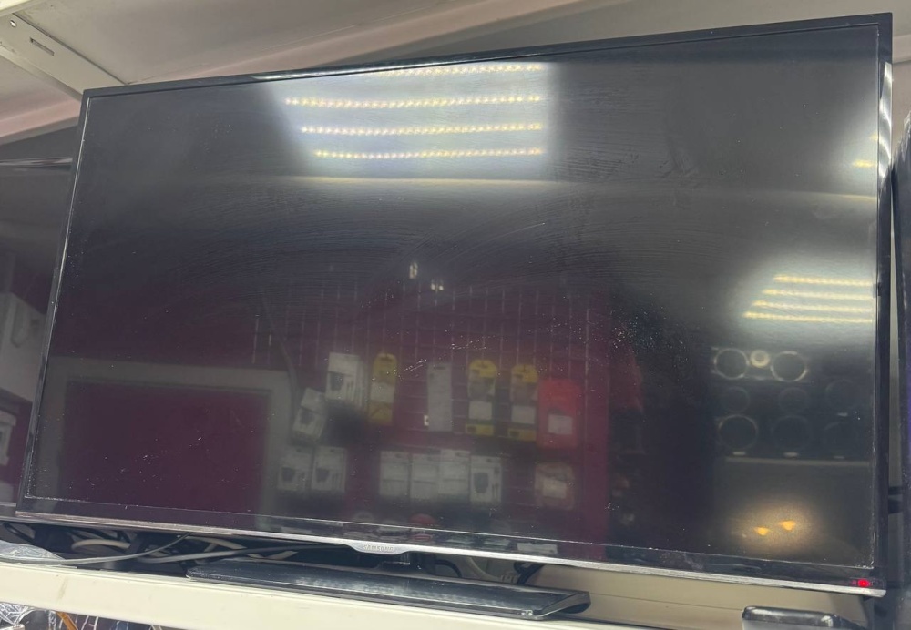 Телевизор Samsung  32