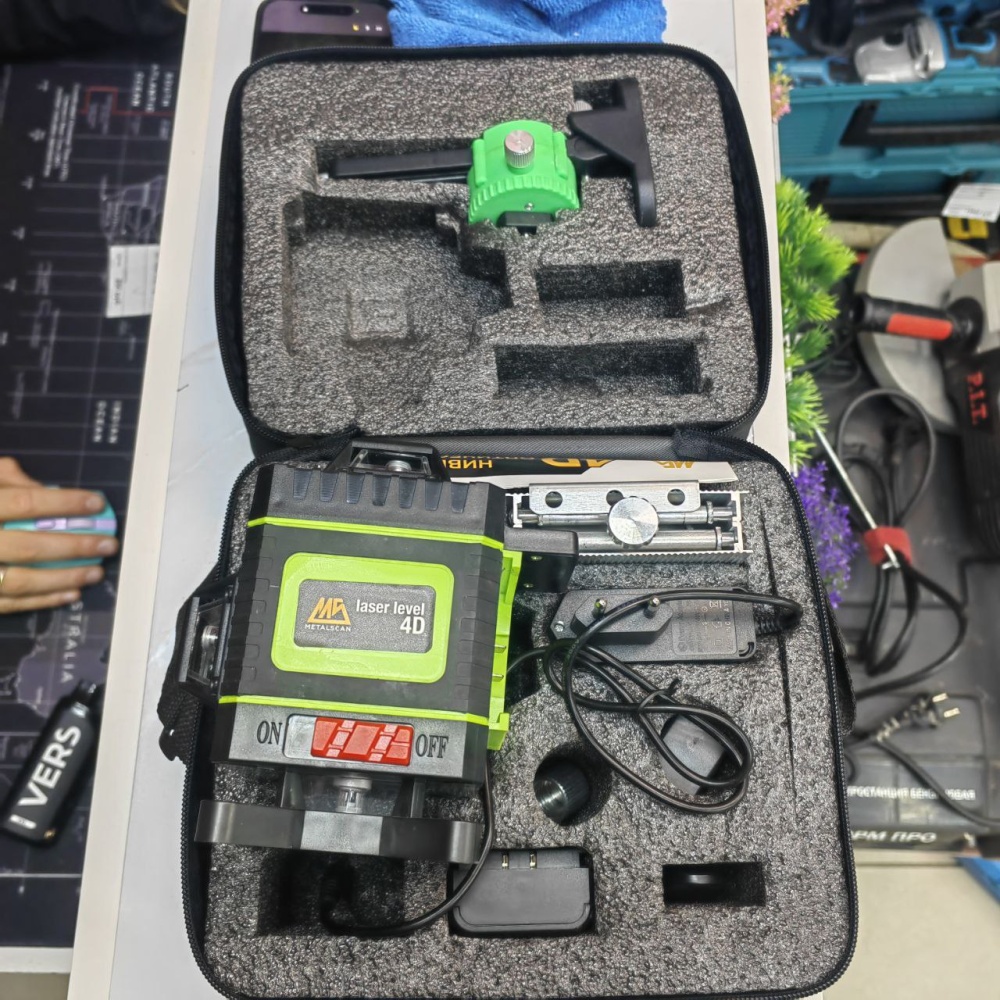 Лазерный уровень K