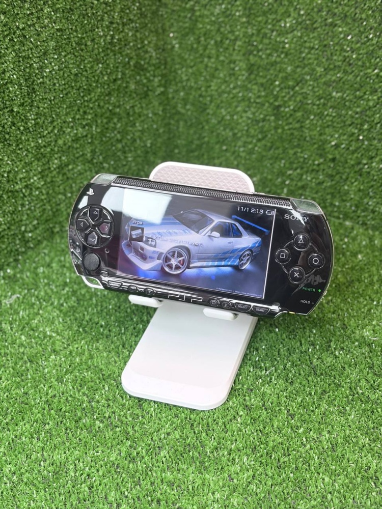Игровая приставка PSP