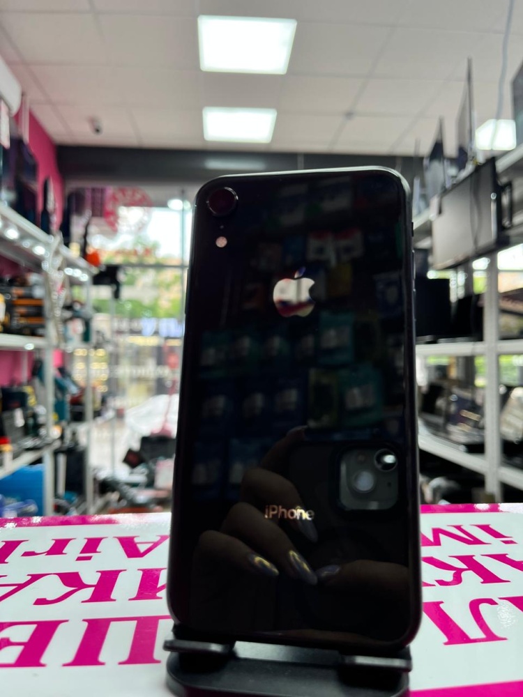 Смартфон iPhone XR 64 Gb 85%