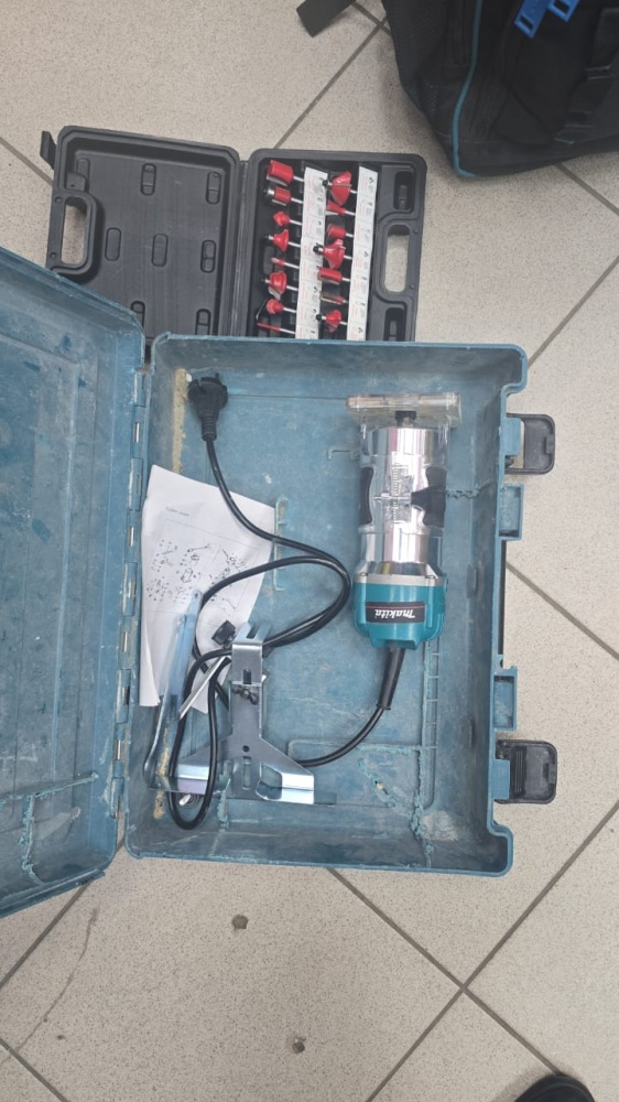 Фрезер Makita MT-3709