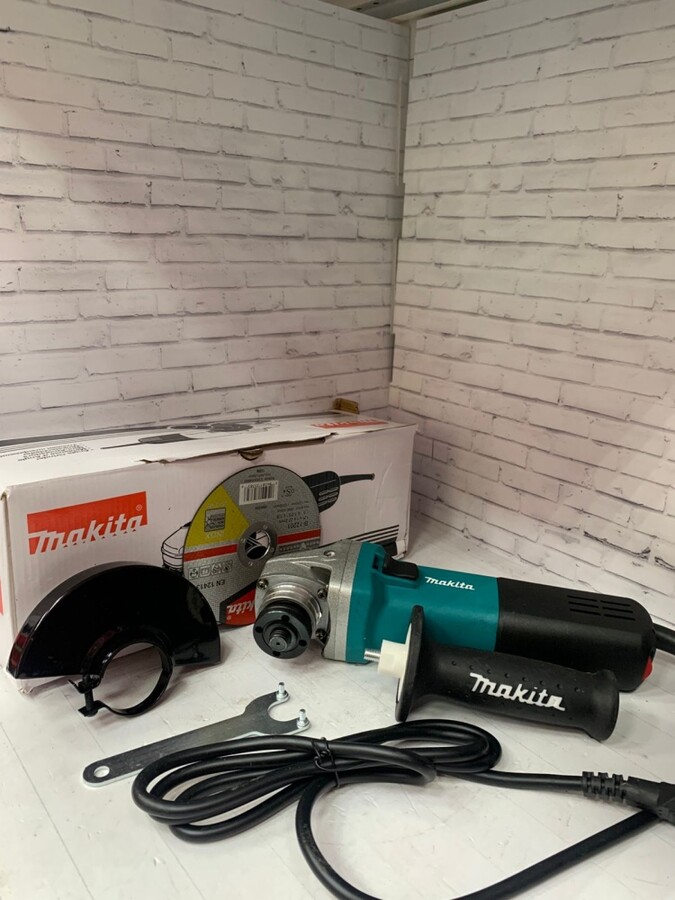 УШМ (Болгарка) Makita 9558HN