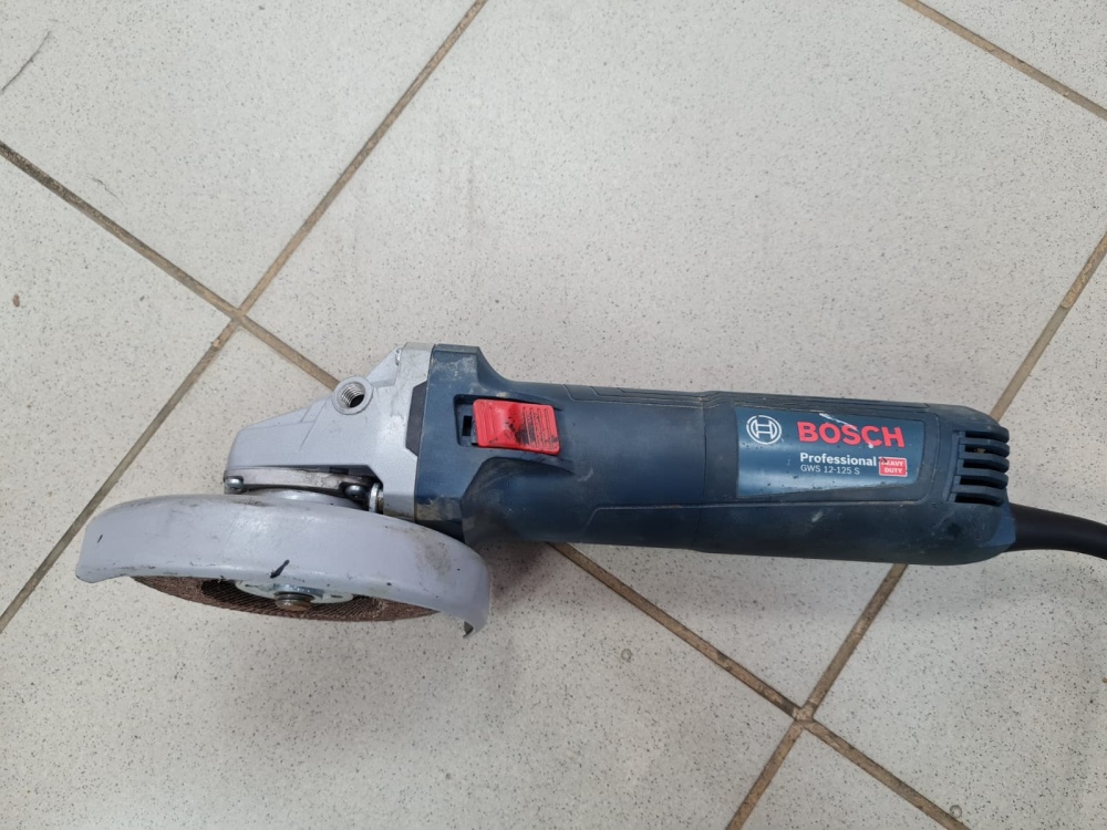 УШМ Bosch gws12-125s