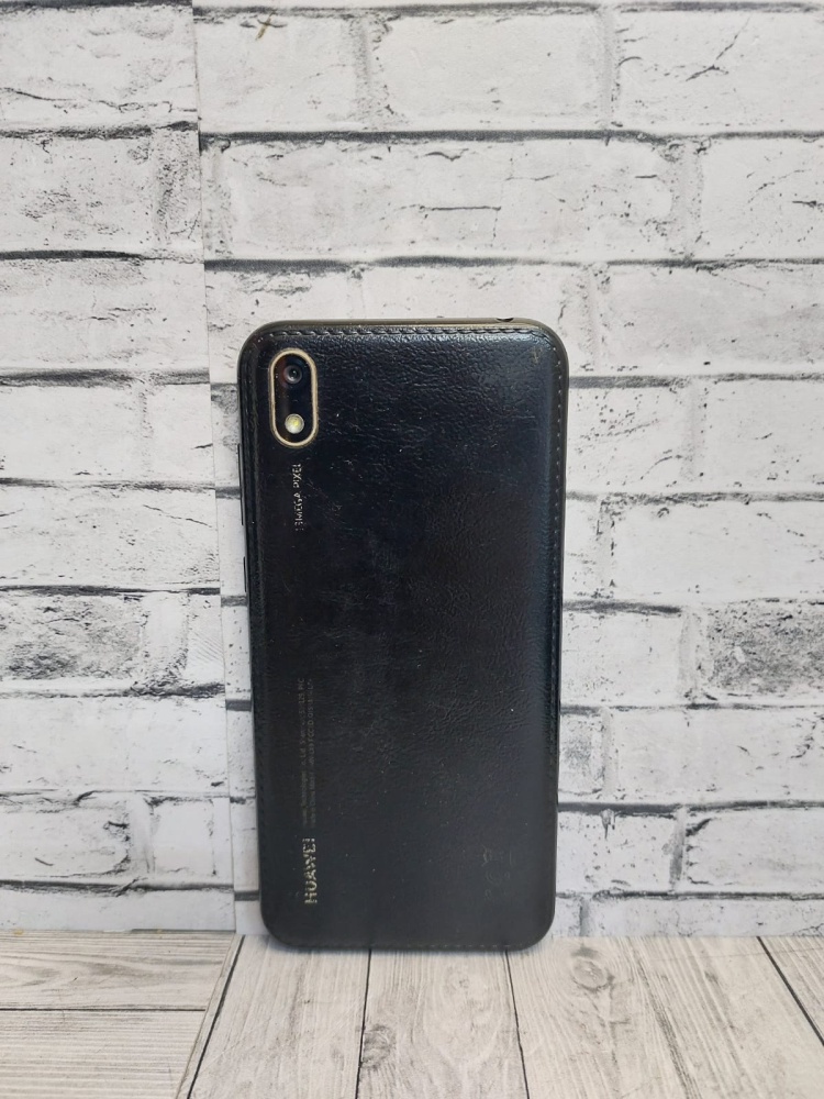 Смартфон Huawei Y5 2/32