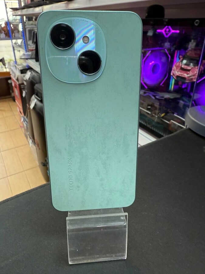 Мобильный телефон Tecno Spark Go1 3/64