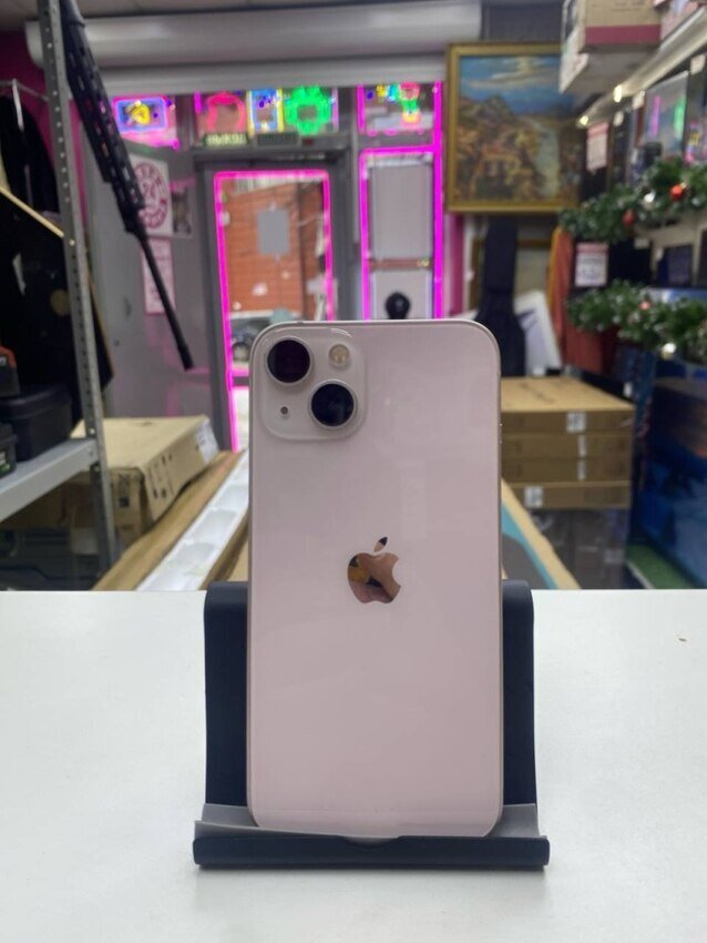 Смартфон iPhone 13 256 Gb