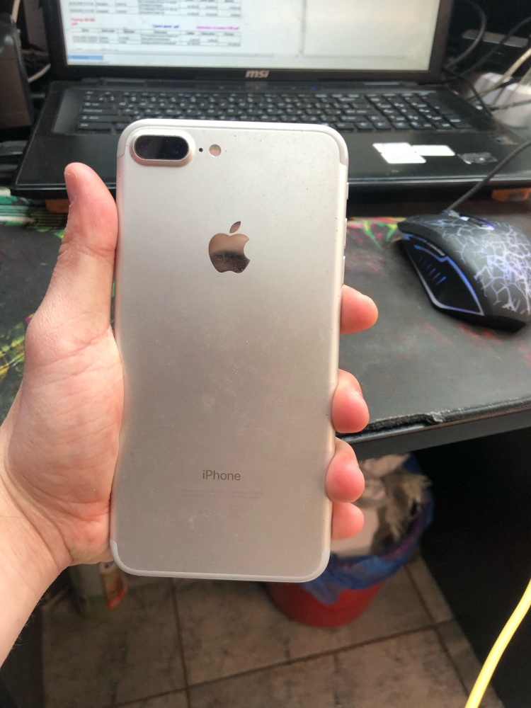 Смартфон iPhone 7+ 128Gb