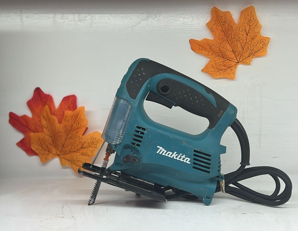 Лобзик MAKITA 4328
