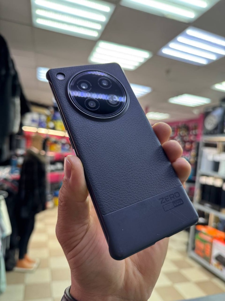 Мобильный телефон Infinix Zero 40 8/256Gb