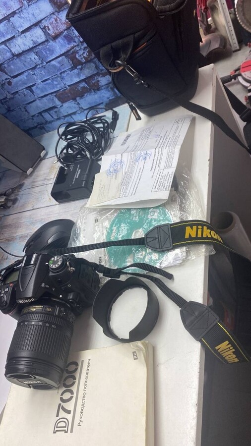 Фотоаппарат Nikon D7000 + Обьектив