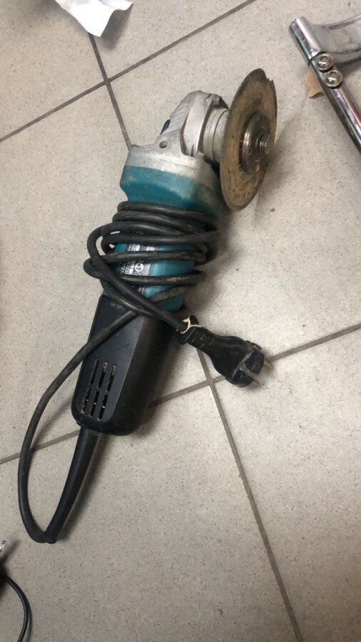 Болгарка makita