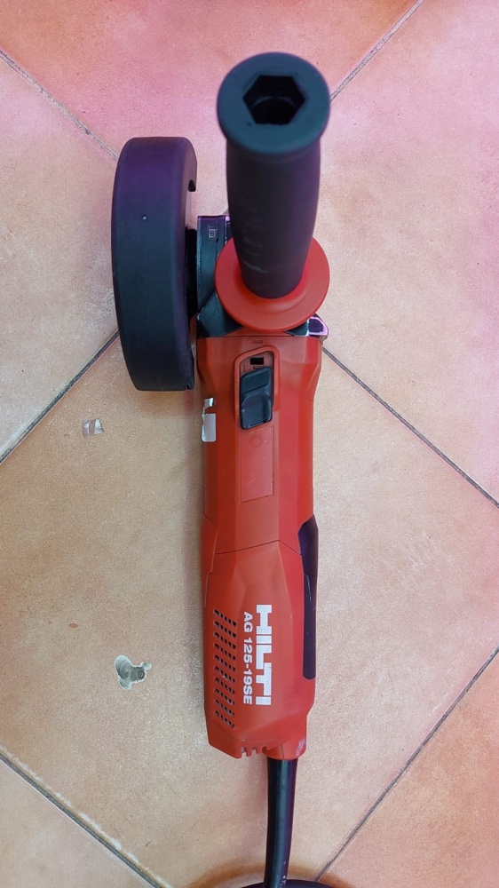 УШМ (Болгарка) Hilti AG125-19SE