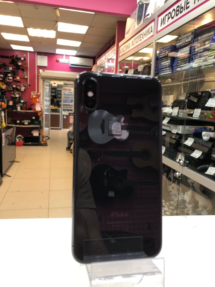 Смартфон iPhone X 64Gb