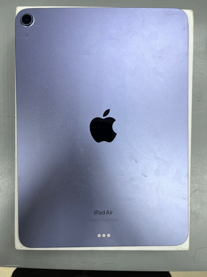 Планшет Apple iPad Air 5 поколения