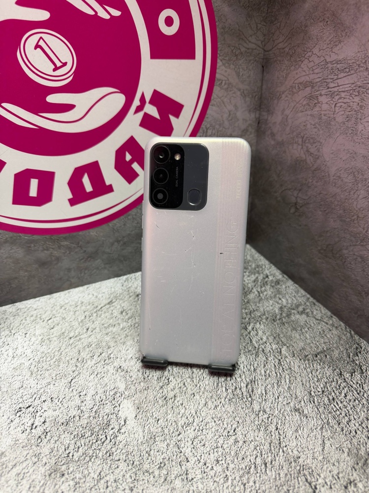 Мобильный телефон Tecno spark 8c 4-64gb