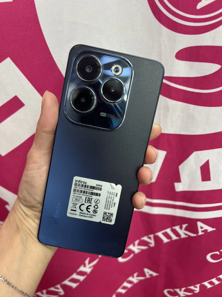 Мобильный телефон Infinix HOT 40 8\256 Гб