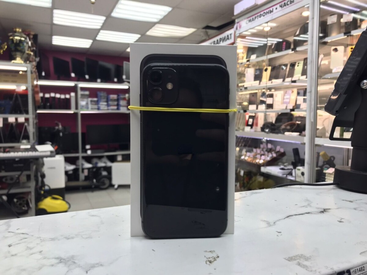 Смартфон iPhone 11 128 Gb