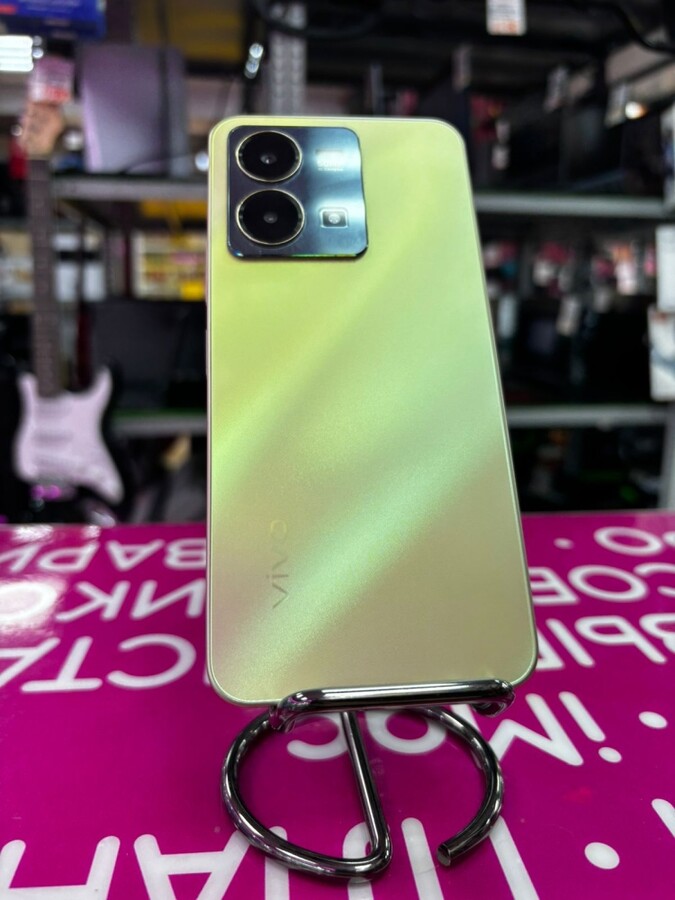 Смартфон Vivo Y35 4+4/64