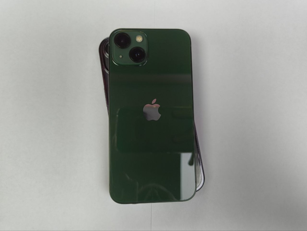 Смартфон iPhone 13 128 Gb