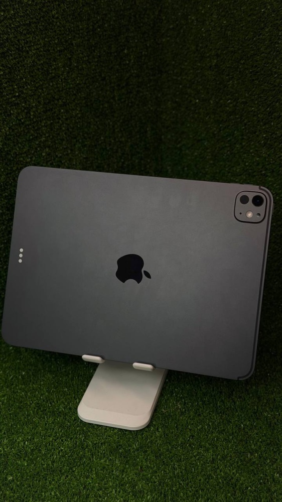 Планшет Apple iPad PRO 11-Inch (m5)