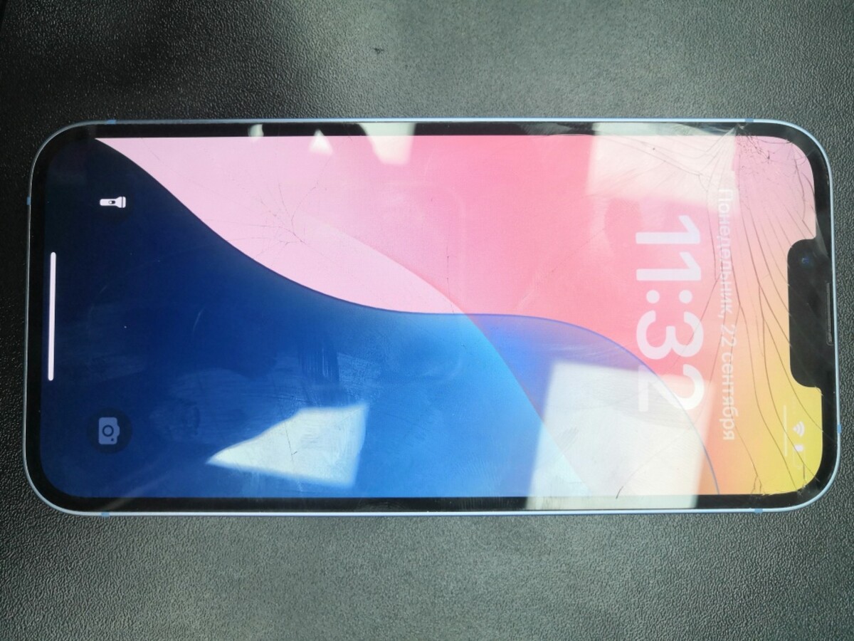 Смартфон iPhone 14 128гб