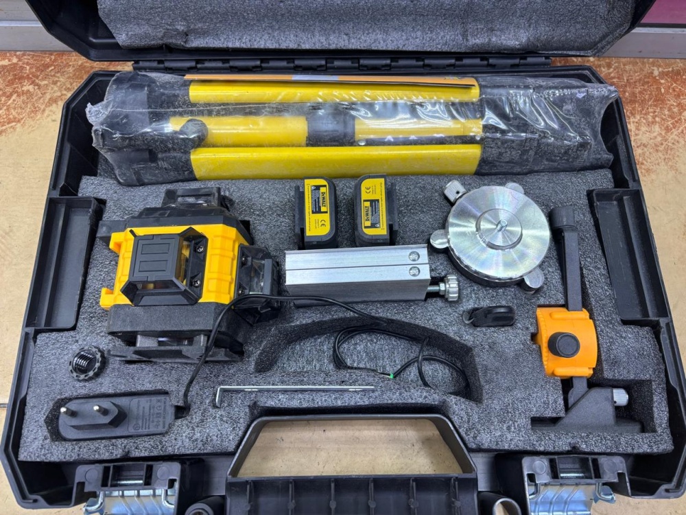 Лазерный уровень Dewalt 4D