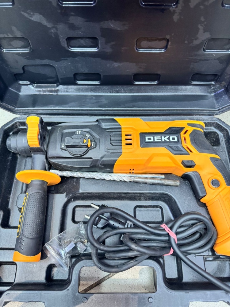 Перфоратор Deko 850w