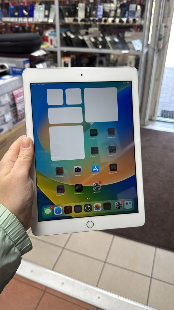 Планшет Apple iPad 5 A1822 (2017)