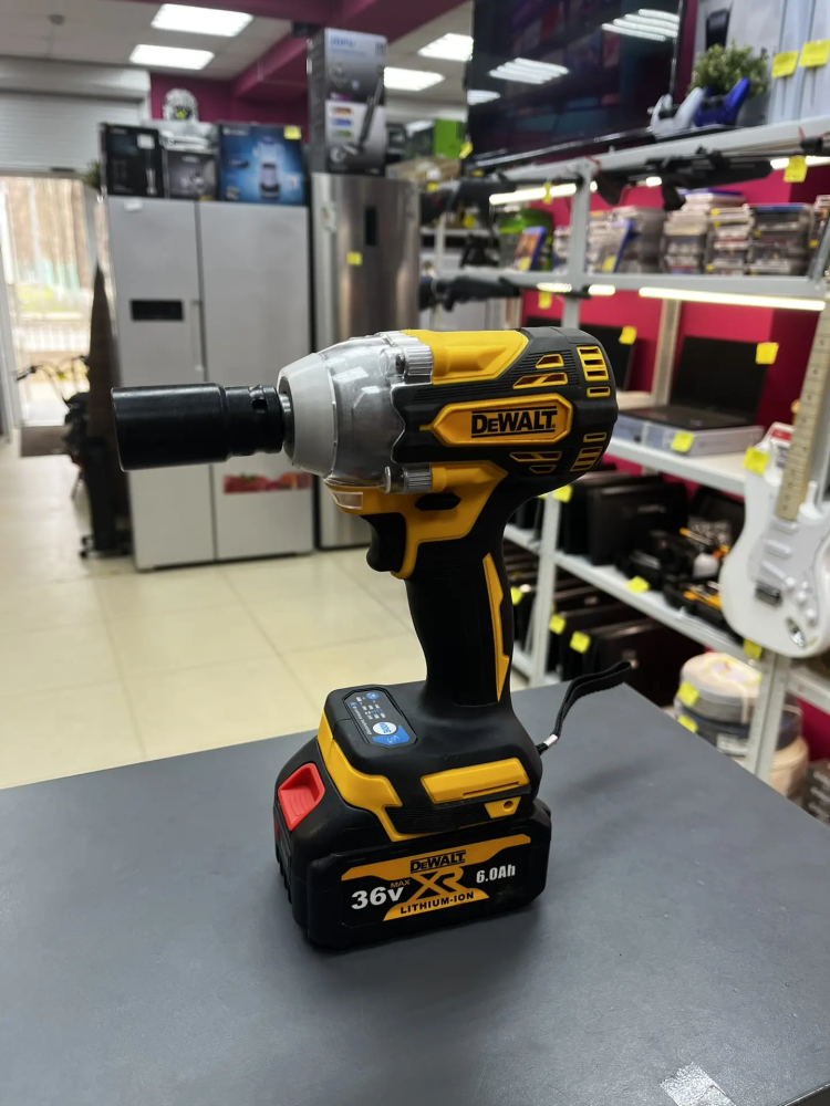 Гайковерт DeWalt 320Nm