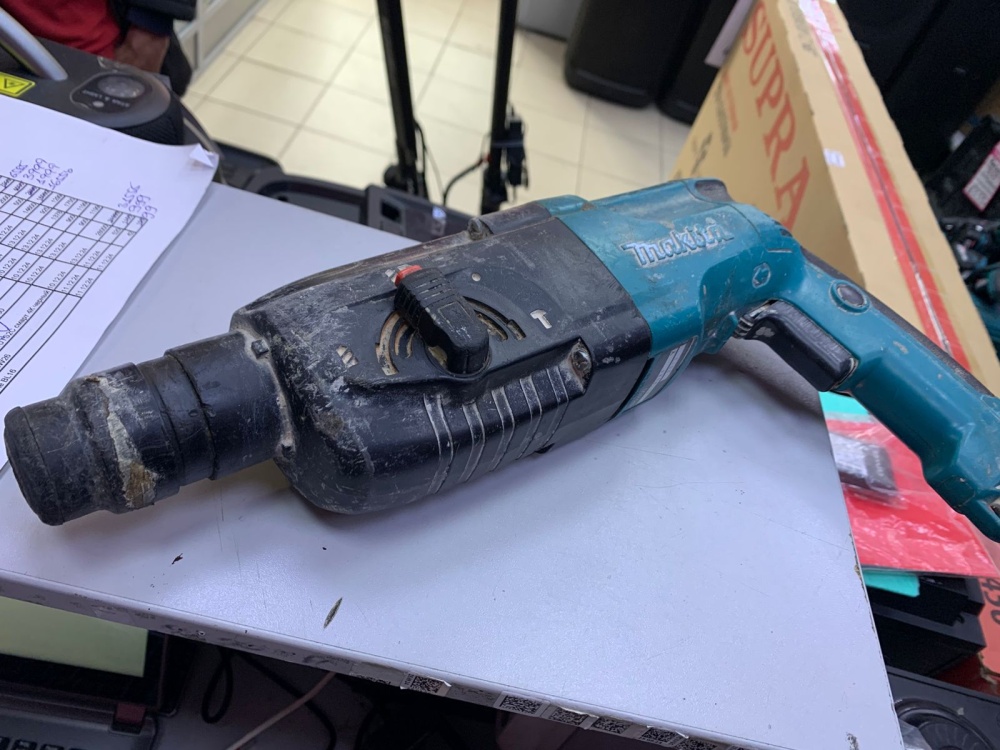 Перфоратор Makita
