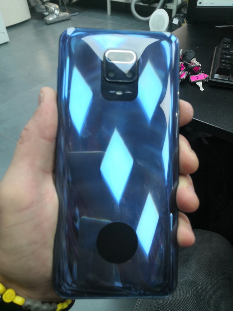 Смартфон Xiaomi Redmi note 9 pro