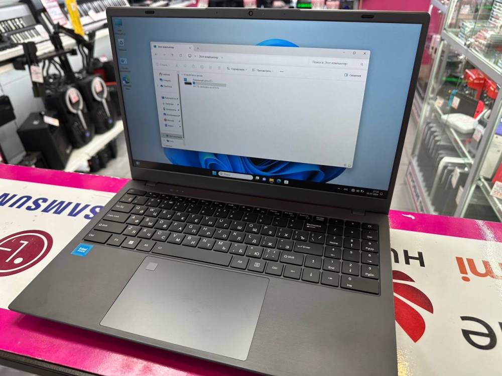 Ноутбук Celeron N4000/12/ SSD 256