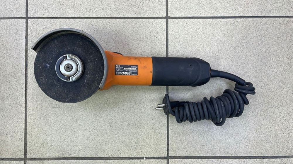 Болгарка УШМ AEG 13-125 XE