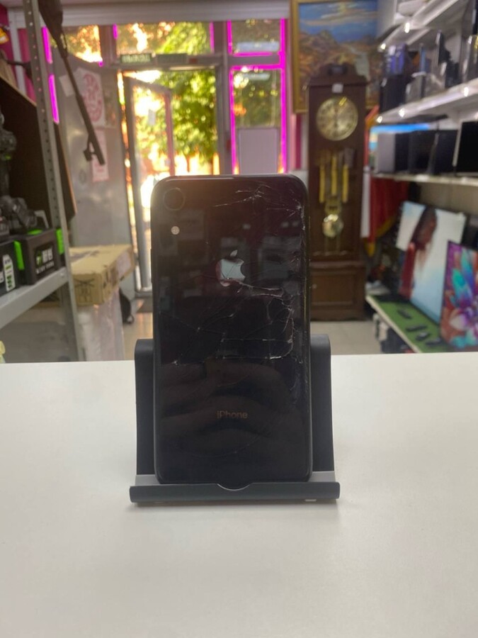 Смартфон iPhone XR 128 Gb