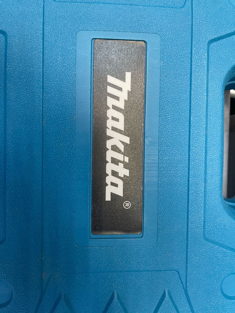 Перфоратор Акумуляторный Mkita