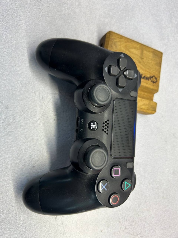 Геймпад ps4