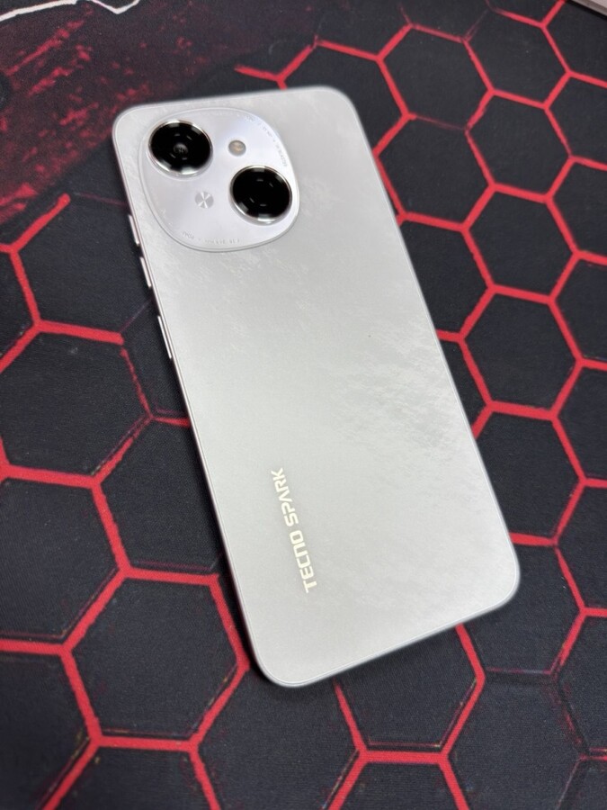 Смартфон TECNO Spark Go 1 64 ГБ