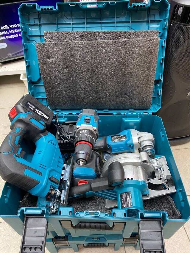 Набор инструментов 4 в 1 Аккумуляторный