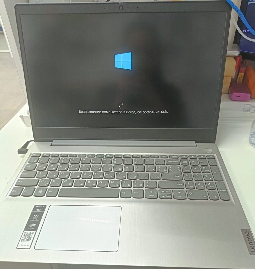 Ноутбук Lenovo