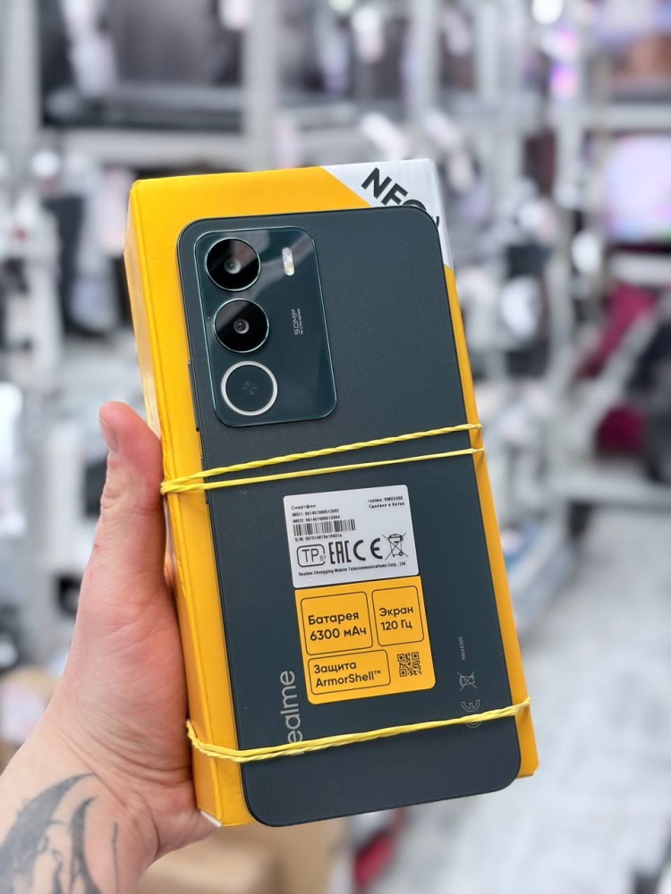 Смартфон Realme p3 LITE 4\128