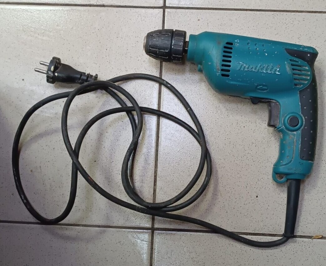 Дрель MAKITA 6413