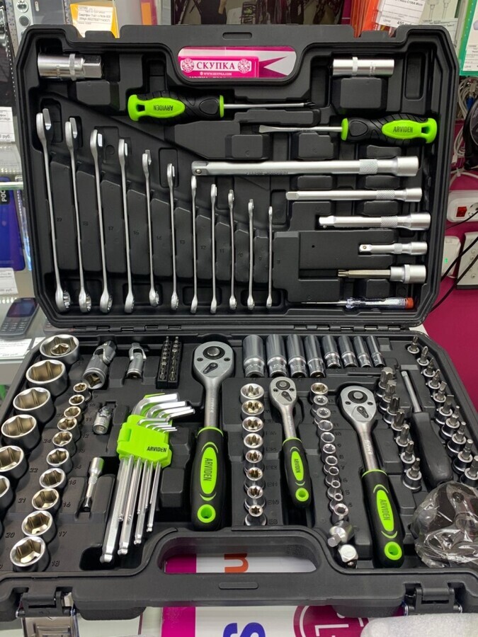 Набор инструментов 219