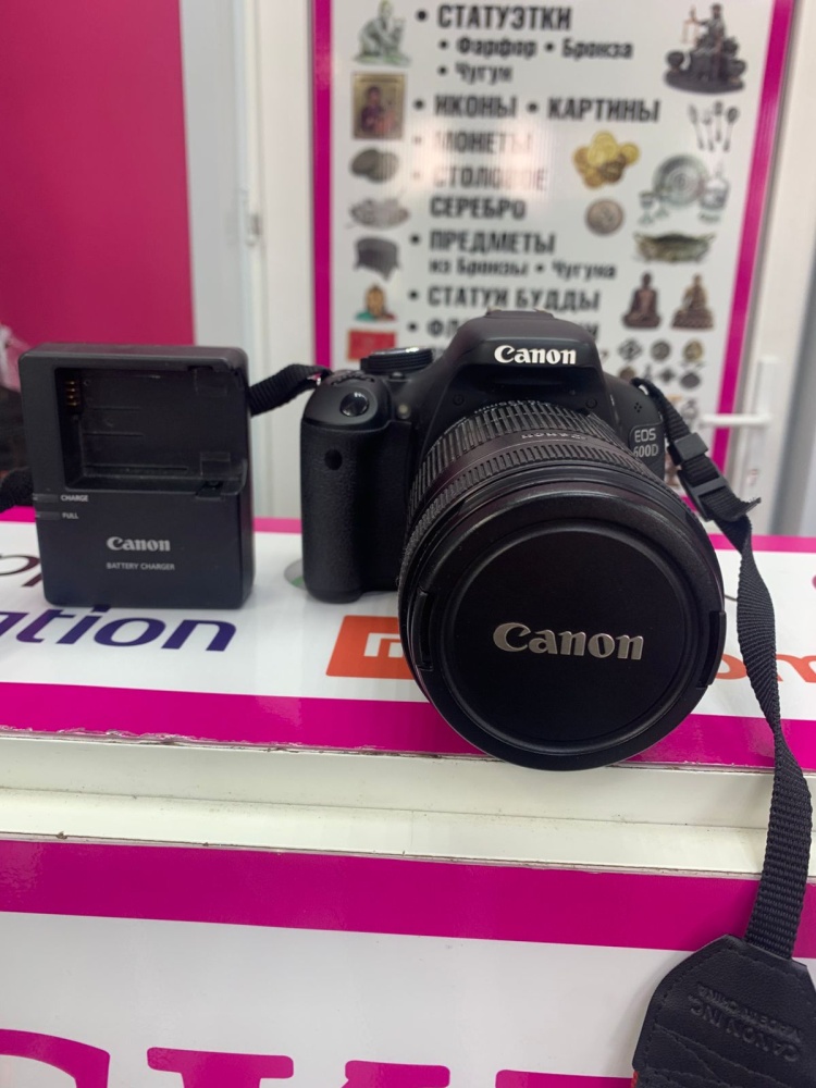 Фотоаппарат Canon EOS 600D