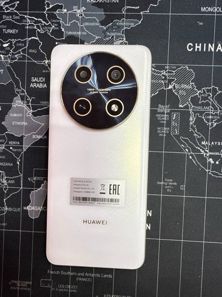 Смартфон Huawei Nova 13i 8/256