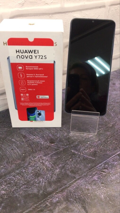 Смартфон Huawei Nova Y72S 8\128